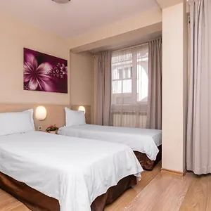 Otel Family Madrid, Sofya